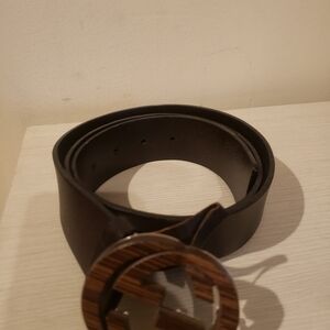 Gucci Leather Belt with Brown Accents